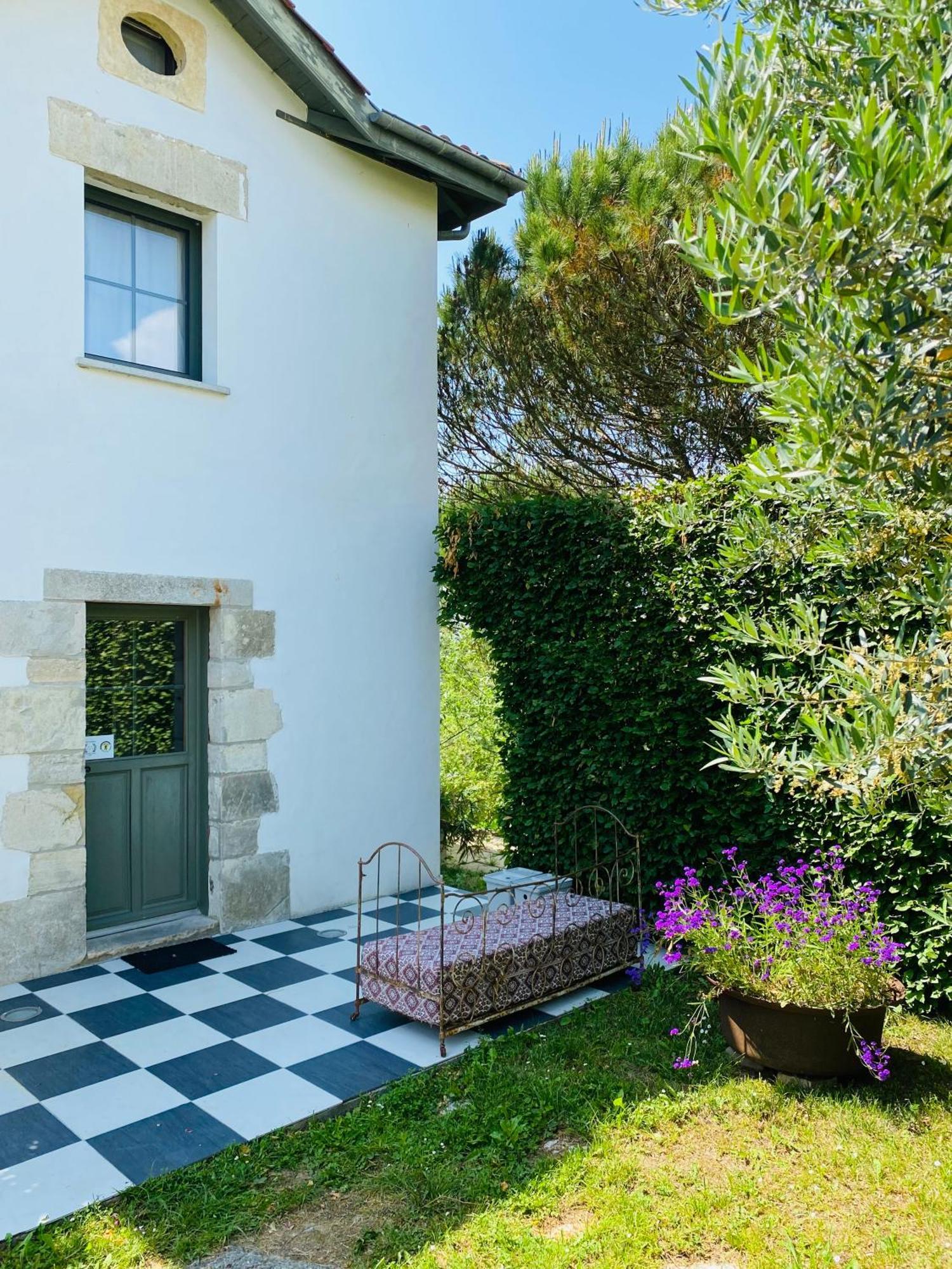 Apartment La Bastide De Entre Ocean Et Montagnes Guiche