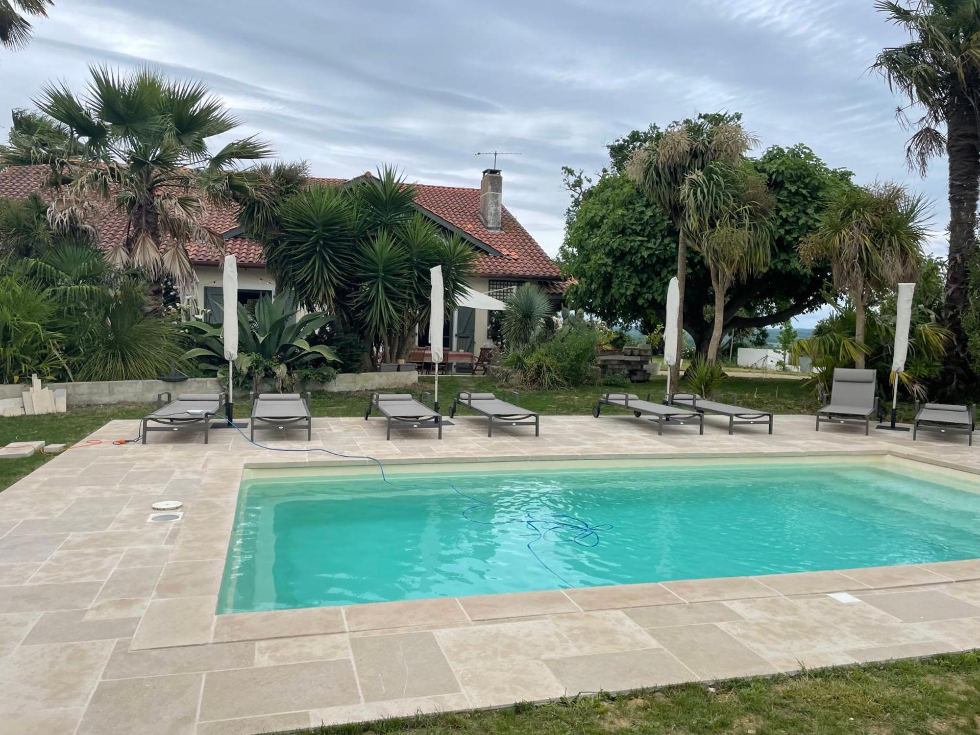 Apartment La Bastide De Entre Ocean Et Montagnes Guiche